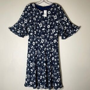 NWT. Brooks Brothers 4 Floral Fit And Flare Chiffon Dress.